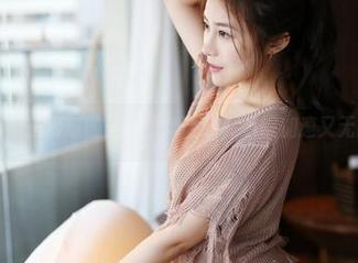 美媛馆 - 被王馨瑶的美腿图集诱惑，心跳加速又无能为力！