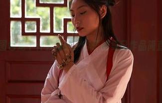 蜜桃社 - 新图包是个什么体验？杏子的夏日作品简直是解暑良药。