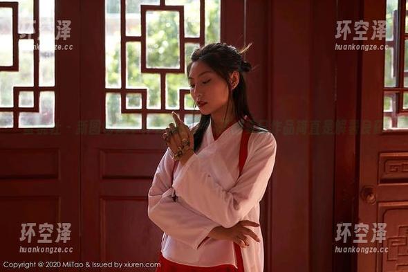 蜜桃社-杏子 蜜桃社 - 新图包是个什么体验?杏子的夏日作品简直是解暑良药。
