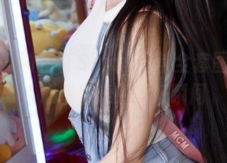 蜜桃社 - 谢芷馨Sindy日常全套图片：让人心跳加速的美好瞬间