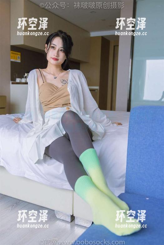 袜啵啵-小甜豆 袜啵啵 - 吊带肉丝的写真资源:小甜豆让我重燃少女心