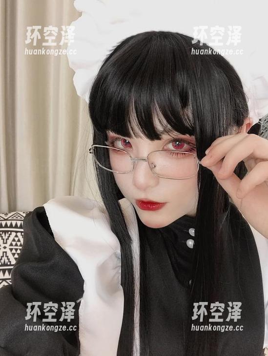 起起子vvvv在线揭秘：柴郡礼服与日常的奇妙联系