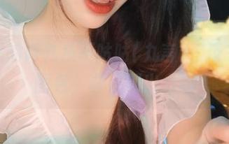 无圣光的阿九从不咕咕(九言)，带来夜兰图包，真是别出心裁